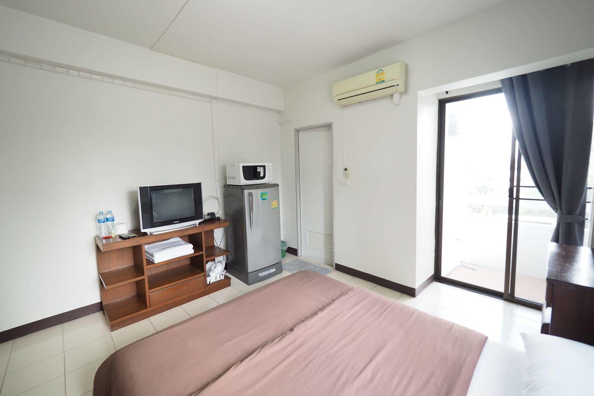 Living Naraa Place Bangkok Buitenkant foto